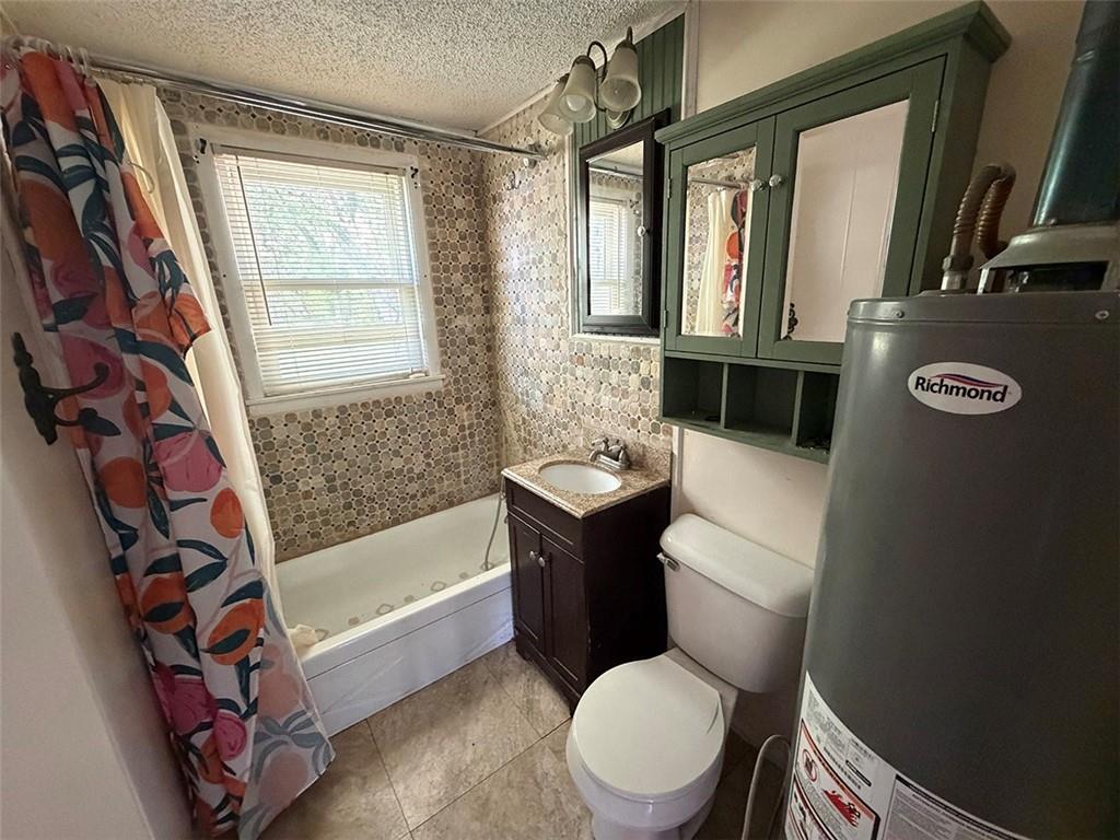 232 S County Line Road Property Photo 13