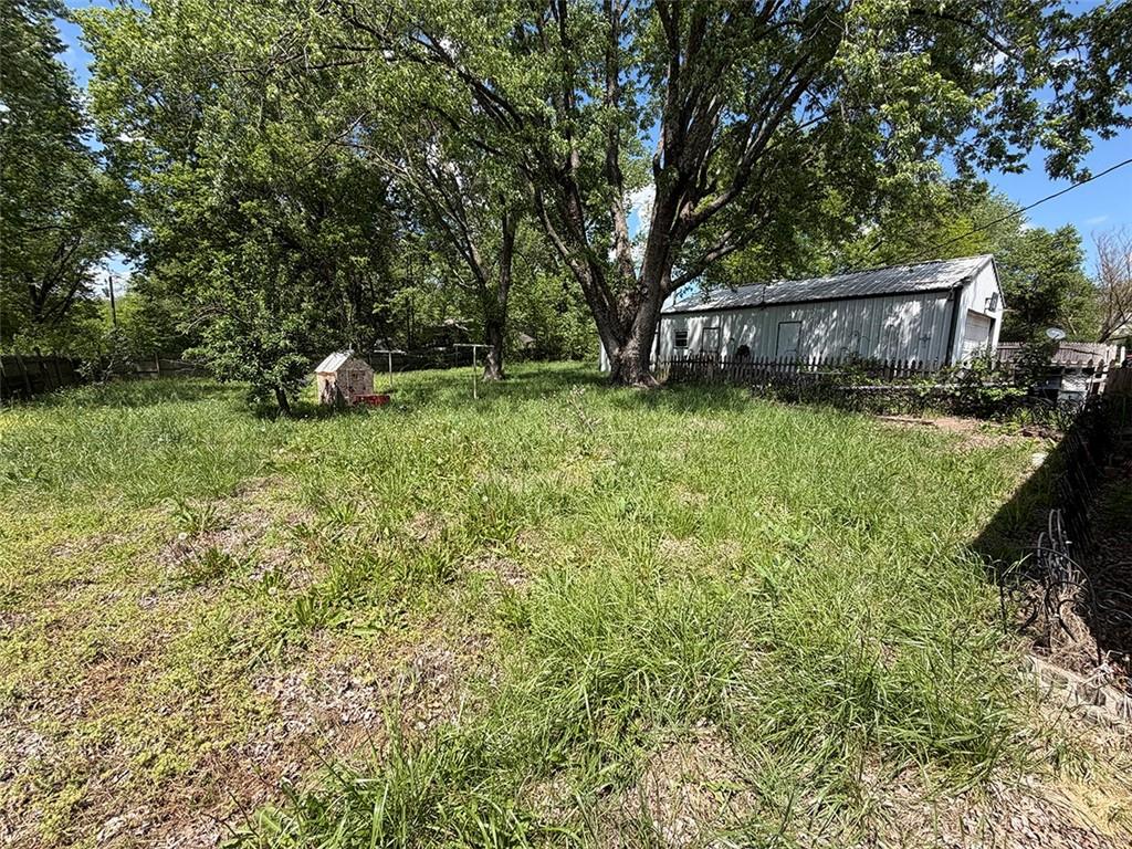 232 S County Line Road Property Photo 20
