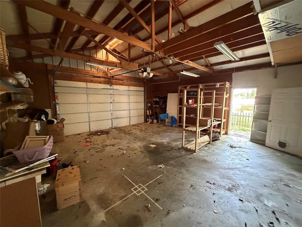 232 S County Line Road Property Photo 30