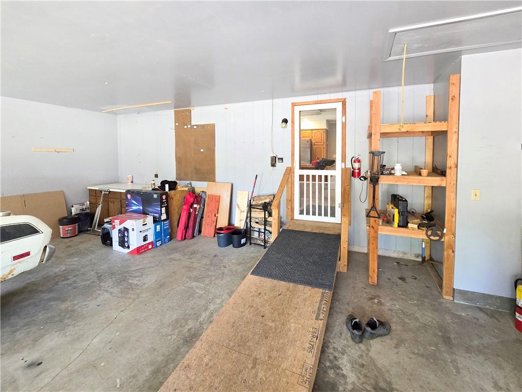 209 W 6th Street Property Photo 45