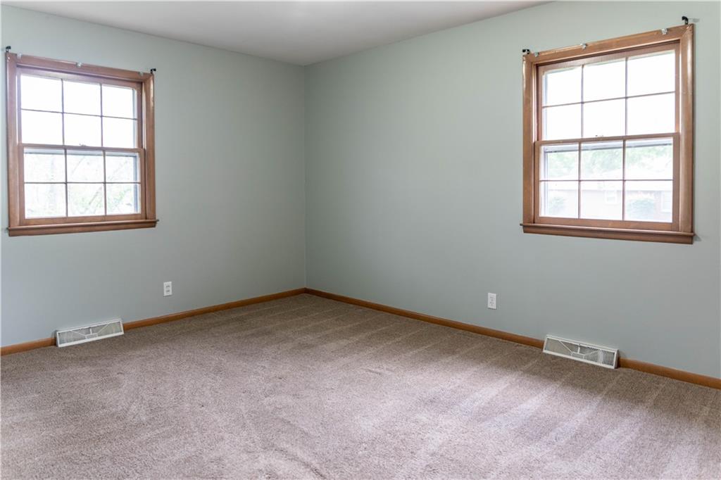 710 N Brunswick Avenue Property Photo 11