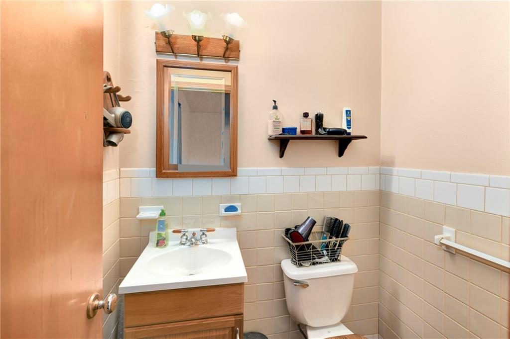 8855 E 53rd Terrace Property Photo 13
