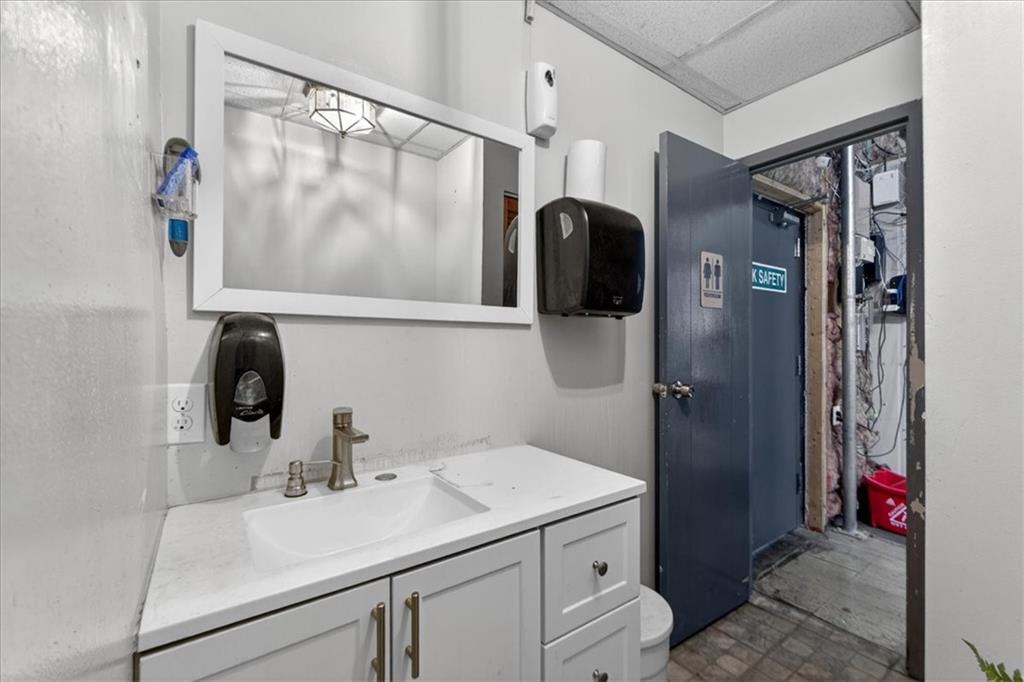 7800 Winner Road Property Photo 38
