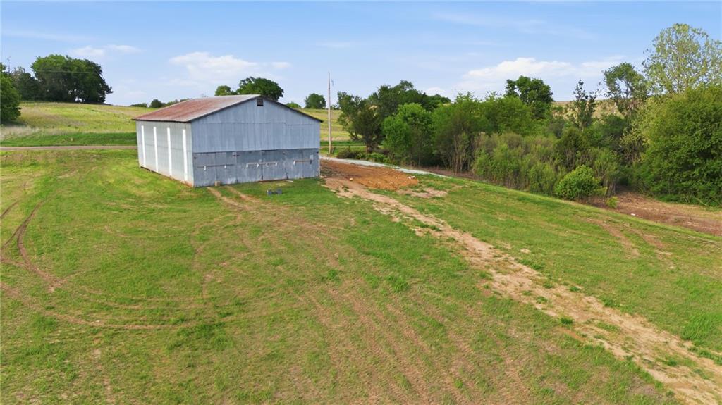 M Highway Property Photo 8