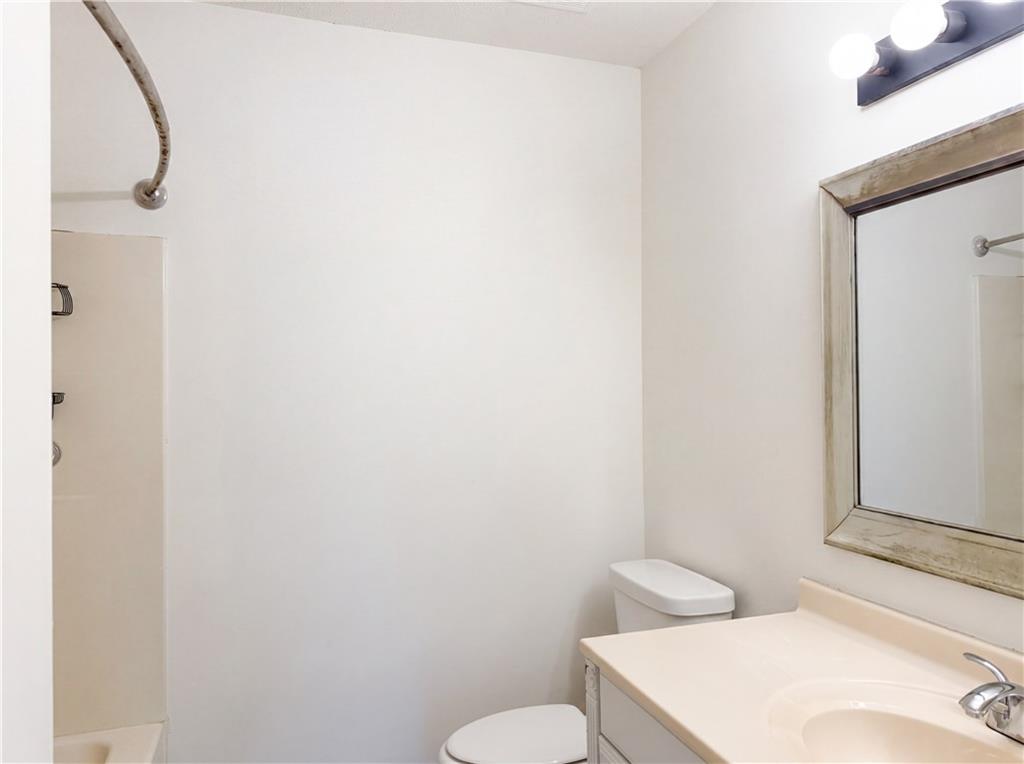 1913 Grant Circle Property Photo 13
