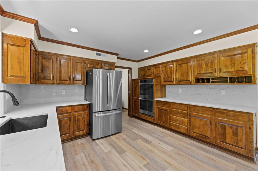 25103 Haines Road Property Photo 15