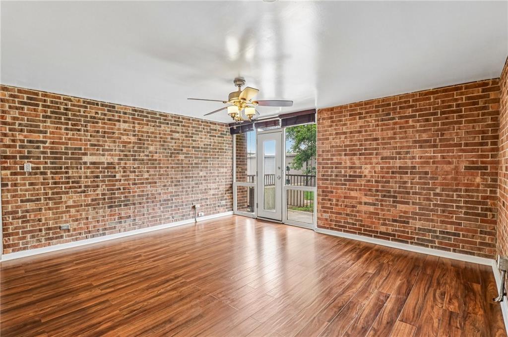 2933 Baltimore Avenue Property Photo 6