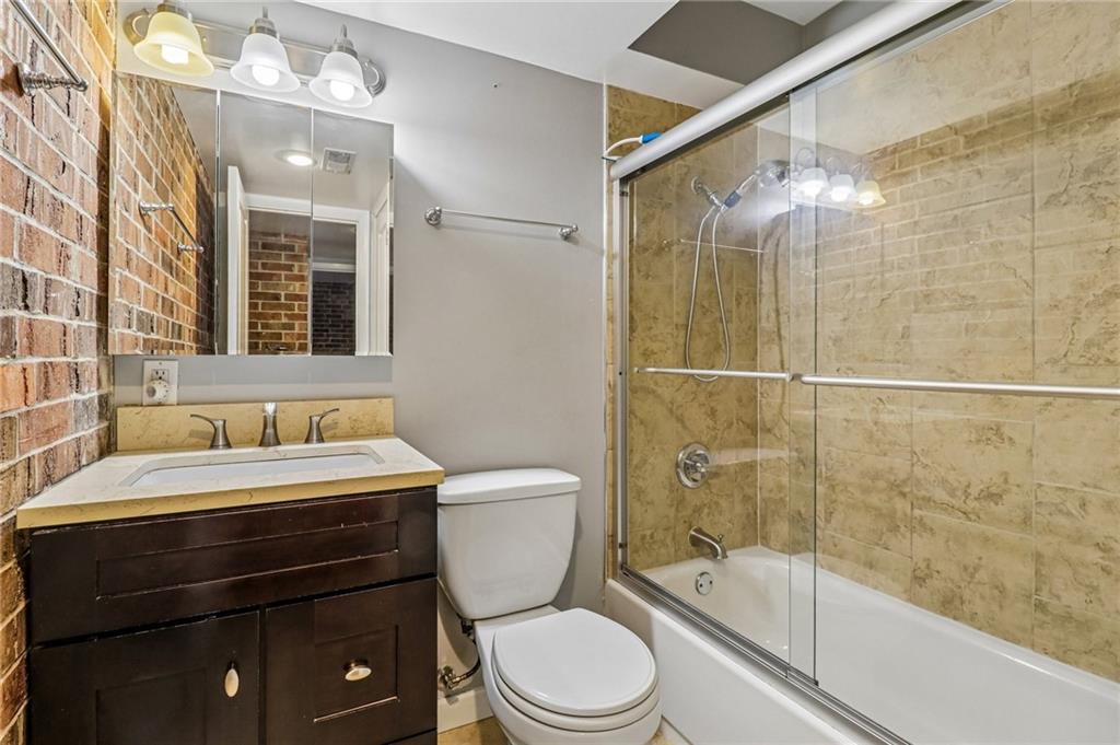 2933 Baltimore Avenue Property Photo 11