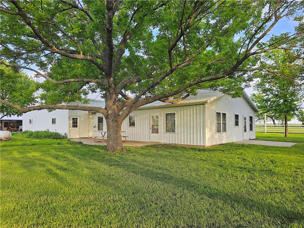 19916 Nw 1600 Road Property Photo 12