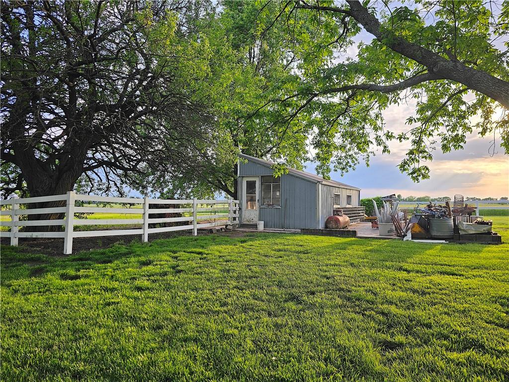 19916 Nw 1600 Road Property Photo 17