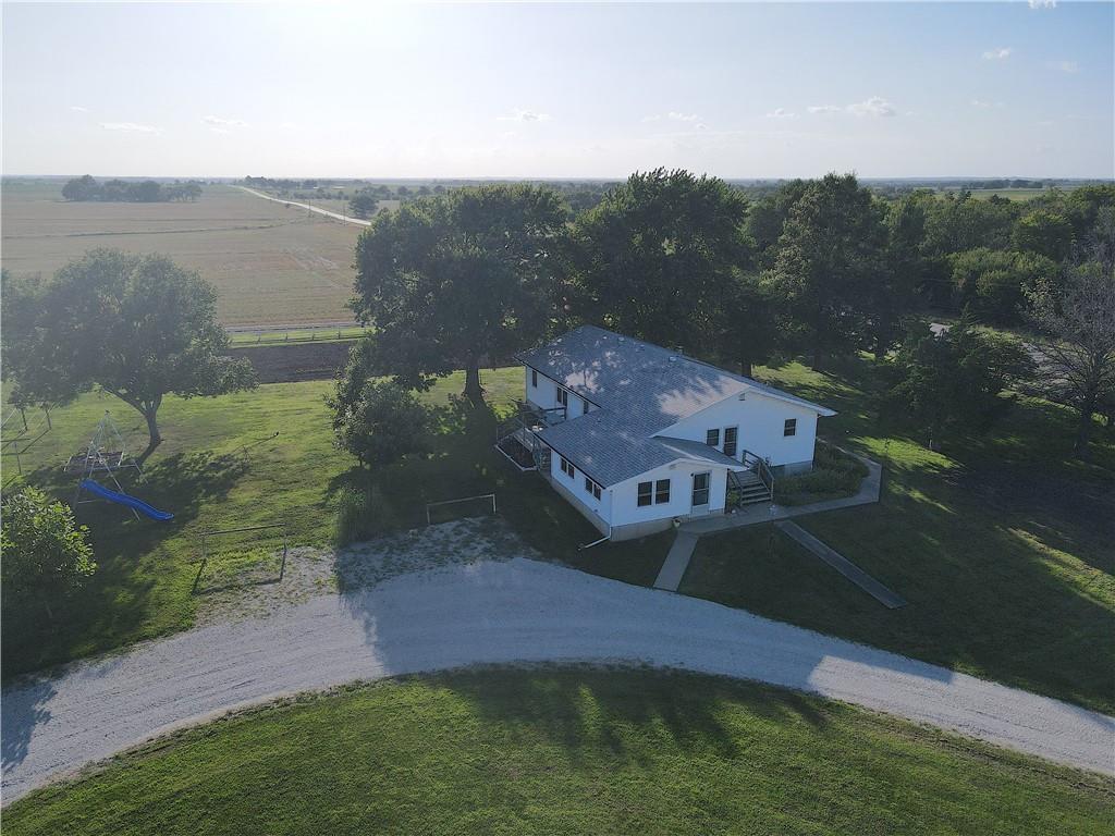 19916 Nw 1600 Road Property Photo 28