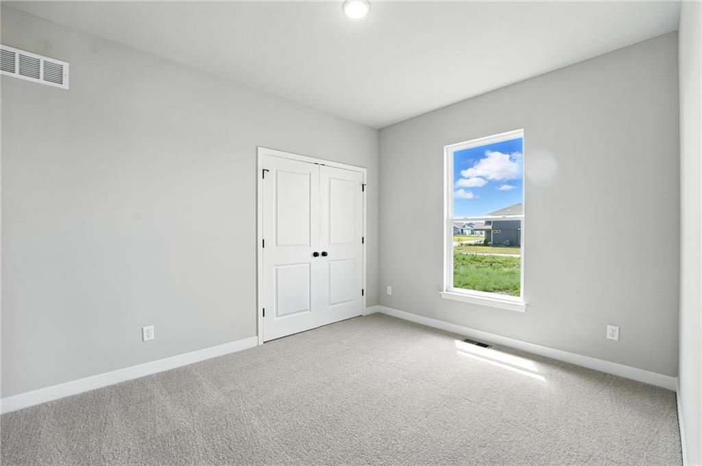 27010 E Olive Drive Property Photo 11