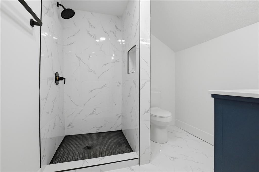 3305 Delavan Avenue Property Photo 40