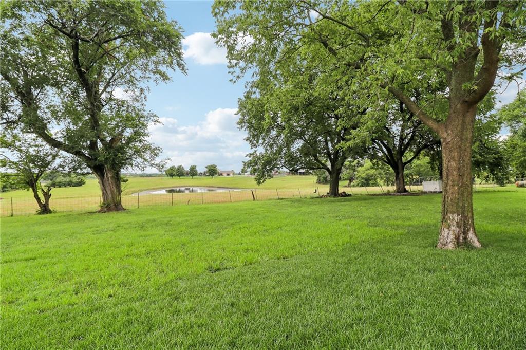 307 E 1100 Road Property Photo 37