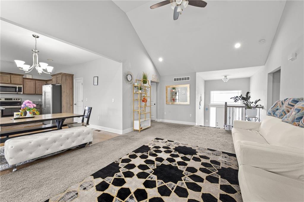 2748 N 112th Street Property Photo 5