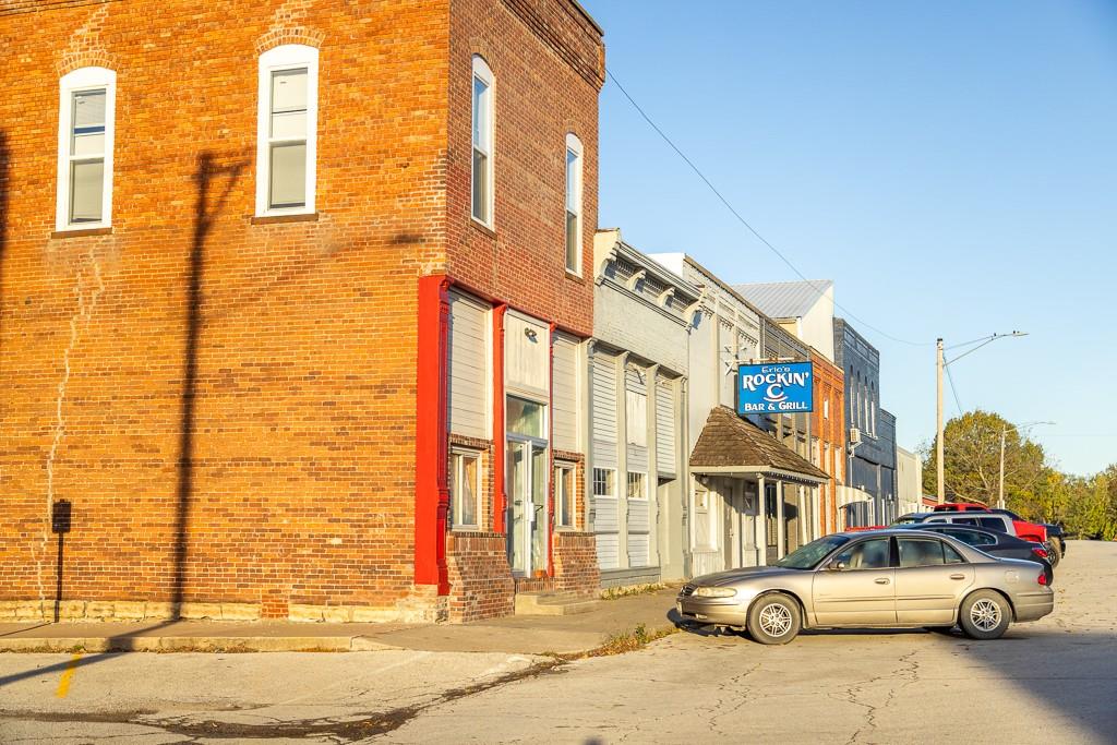 221 Main Street Property Photo 14