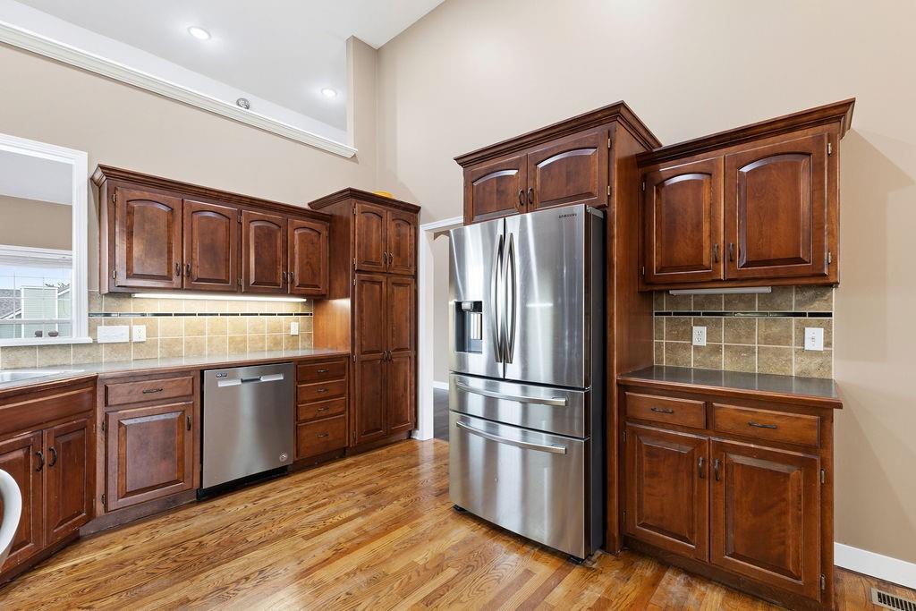 502 Alexandria Court Property Photo 11