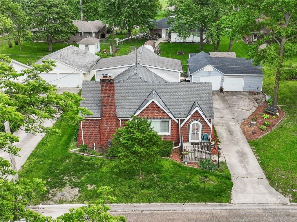 1015 S Saint Louis Street Property Photo 4