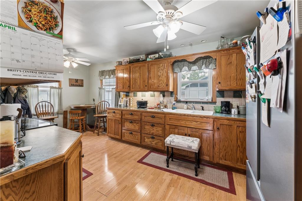 1015 S Saint Louis Street Property Photo 13