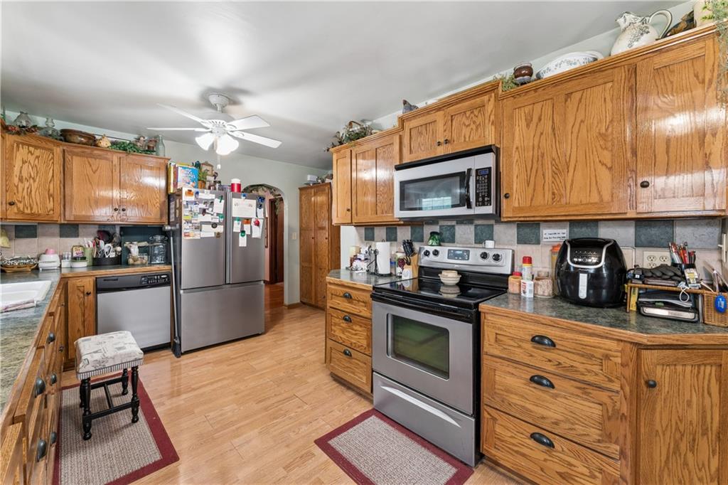 1015 S Saint Louis Street Property Photo 15