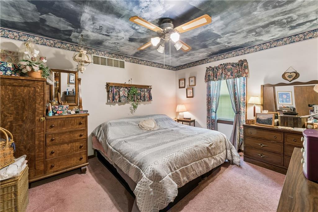 1015 S Saint Louis Street Property Photo 20