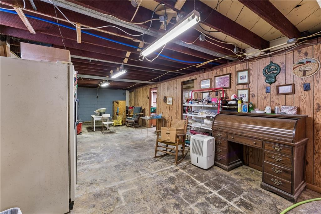 1015 S Saint Louis Street Property Photo 37