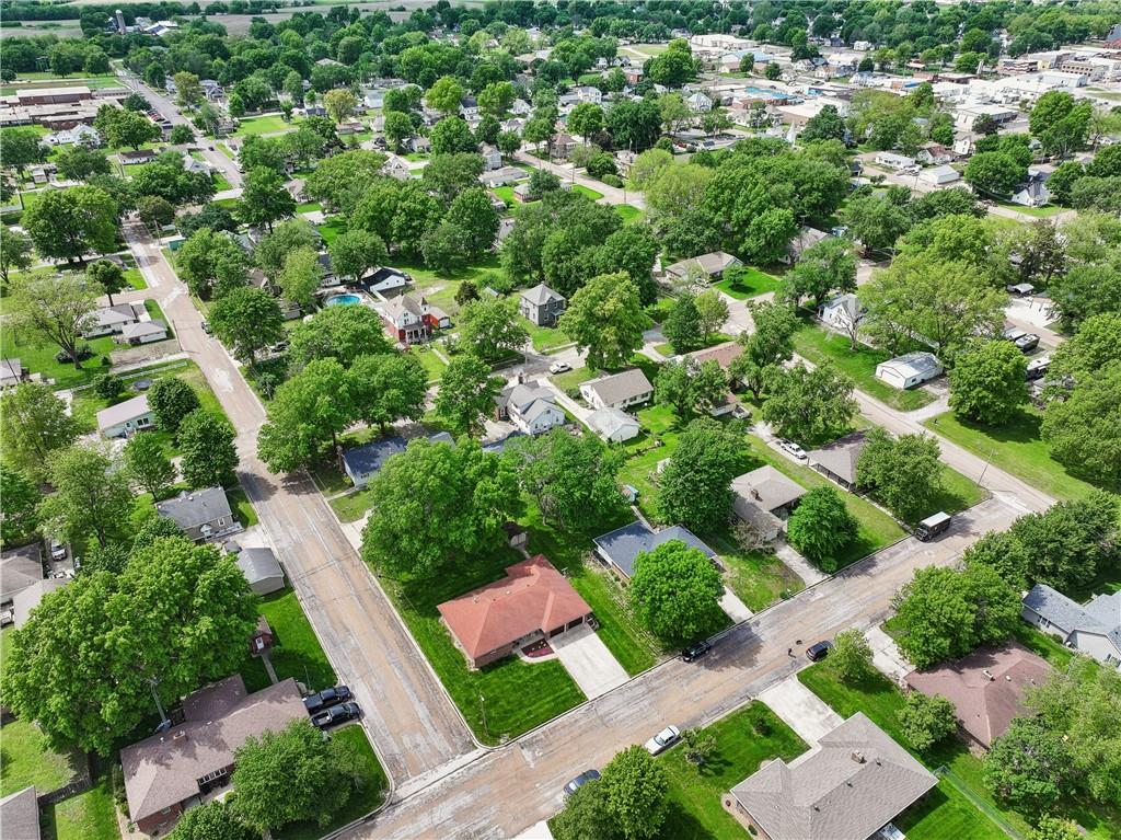 1015 S Saint Louis Street Property Photo 46