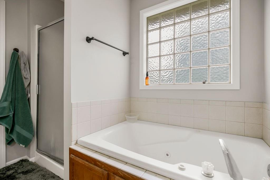 7514 N Lewis Avenue Property Photo 16