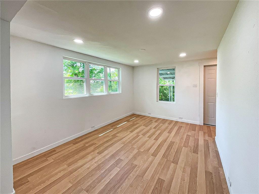 1720 S Stewart Avenue Property Photo 13