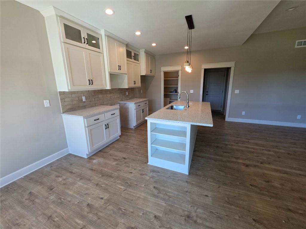 15017 W 130th Street Property Photo 8