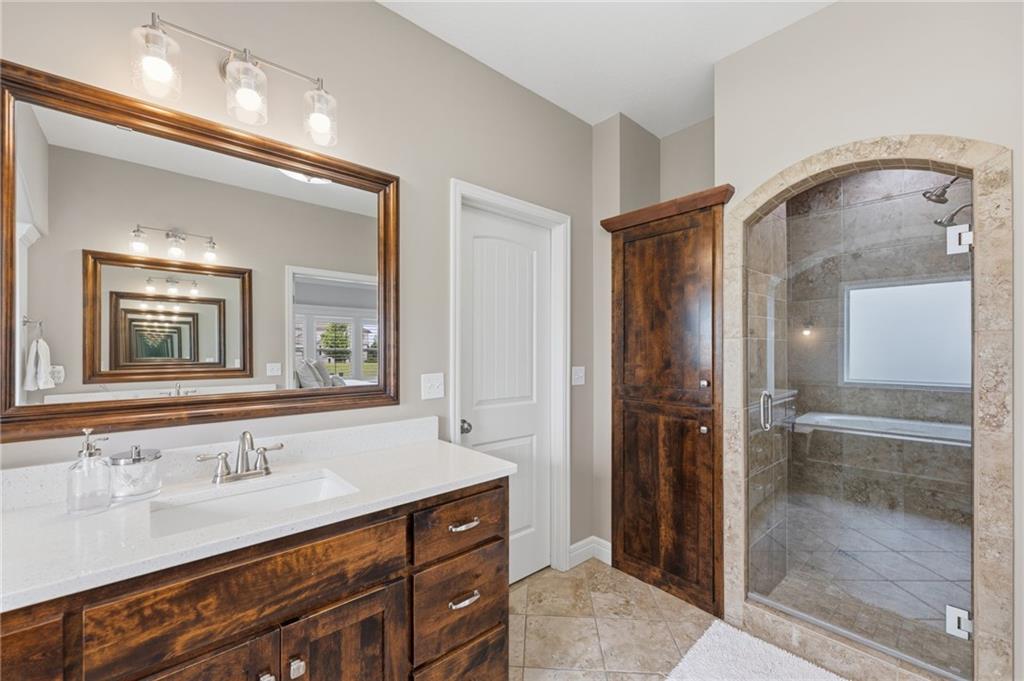 7019 Apache Drive Property Photo 18