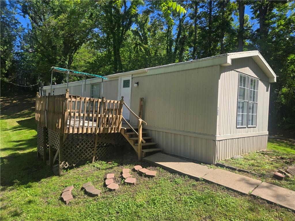 120 Maple Lane Property Photo 1
