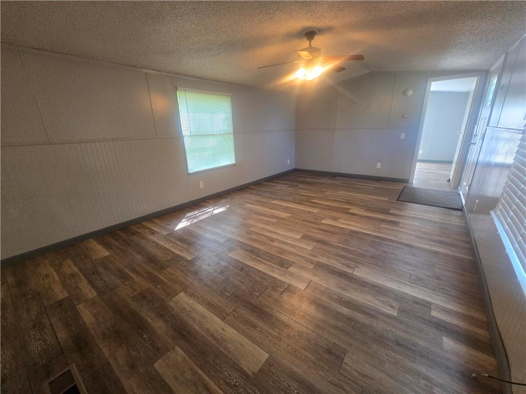 120 Maple Lane Property Photo 4