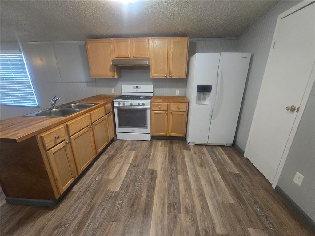 120 Maple Lane Property Photo 8