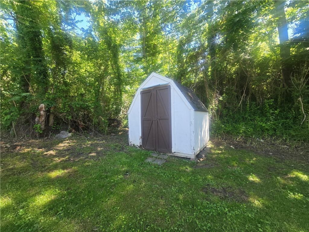 120 Maple Lane Property Photo 32