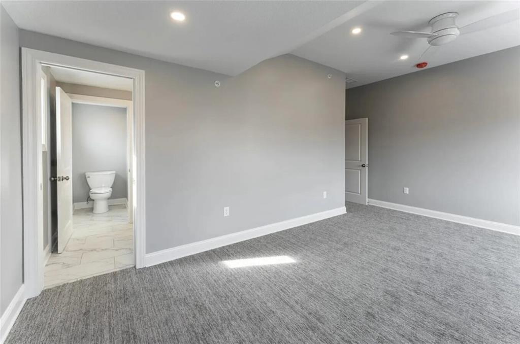 4464 Broadway Boulevard Property Photo 7
