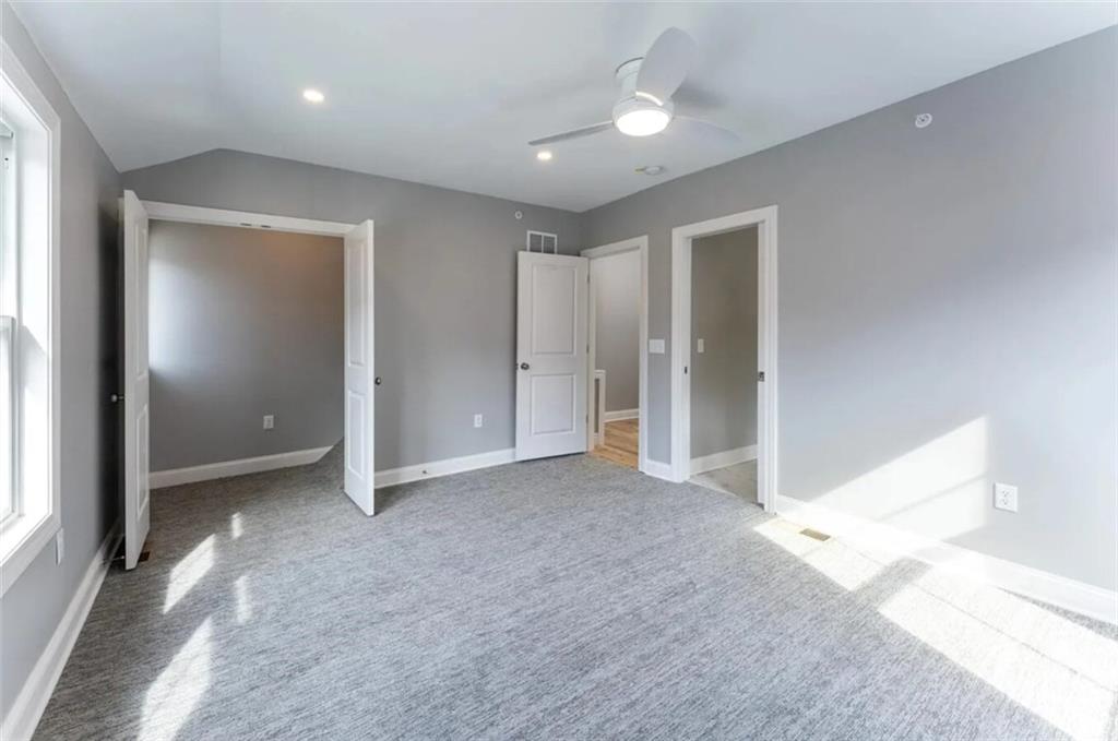 4464 Broadway Boulevard Property Photo 8