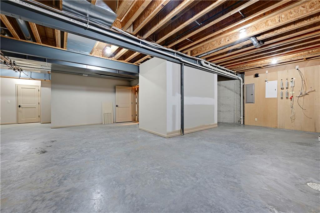 3313 W 138th Street Property Photo 58