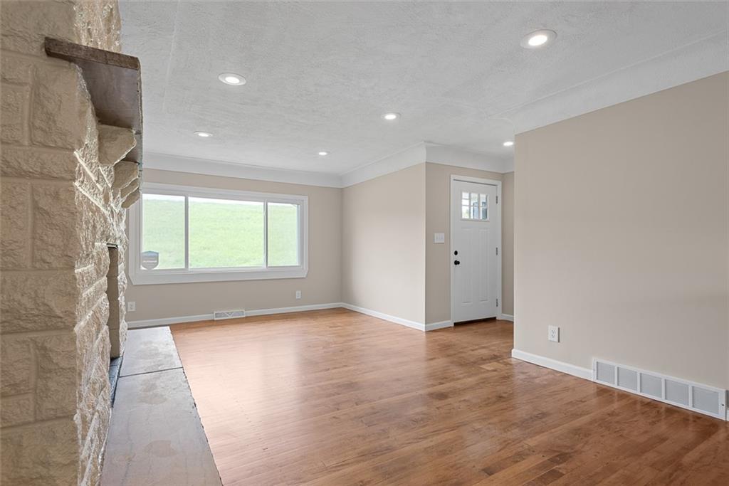 112 W Kay Street Property Photo 12