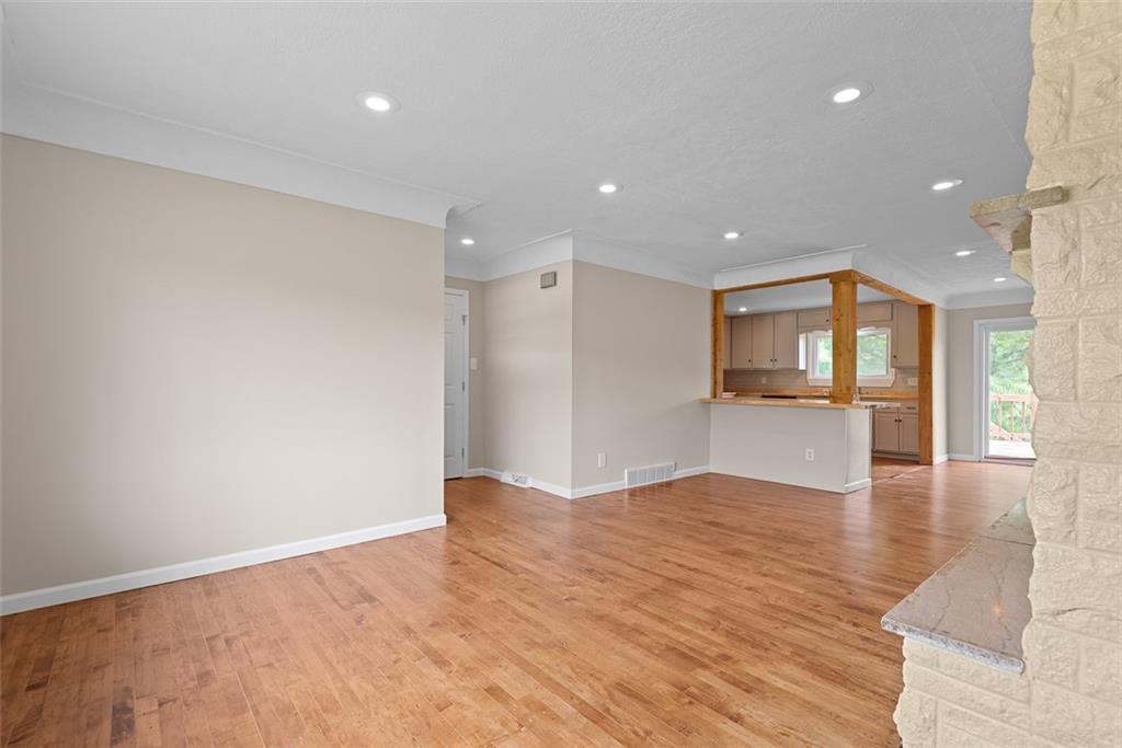 112 W Kay Street Property Photo 14