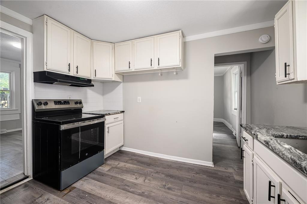 5510 Pitkin Avenue Property Photo 7