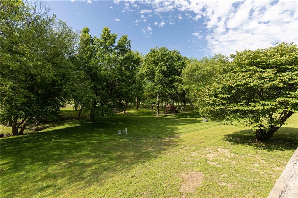 210 E Swisher Drive Property Photo 8