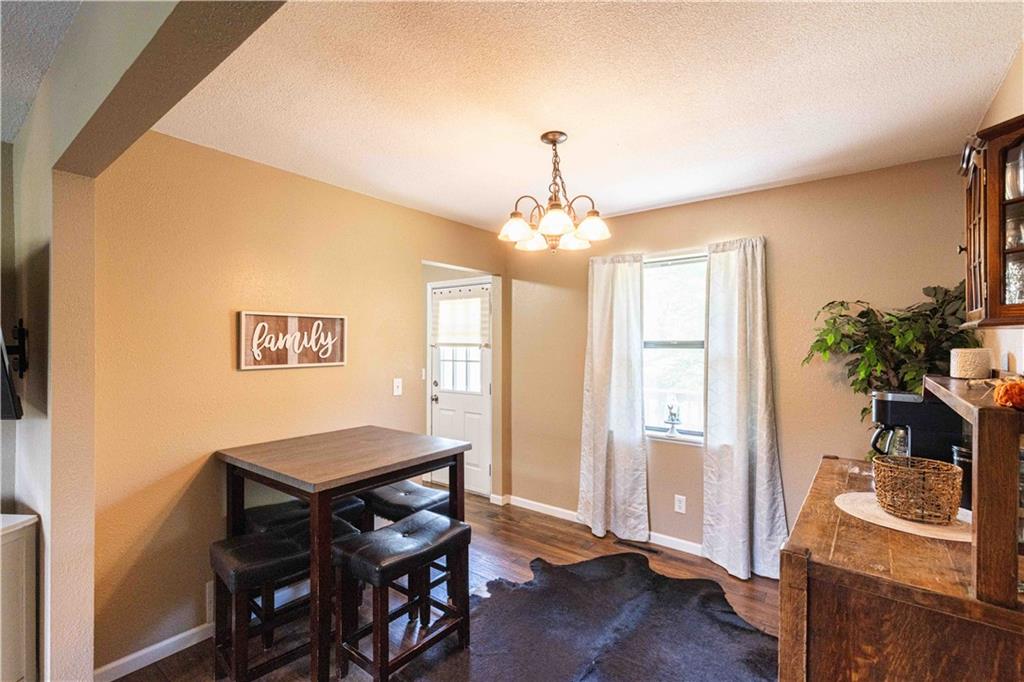 210 E Swisher Drive Property Photo 14