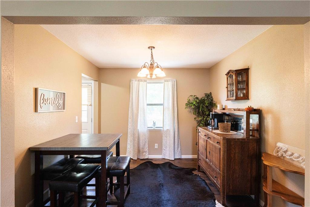 210 E Swisher Drive Property Photo 15