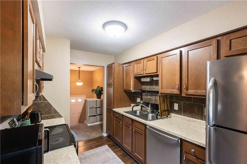 210 E Swisher Drive Property Photo 16
