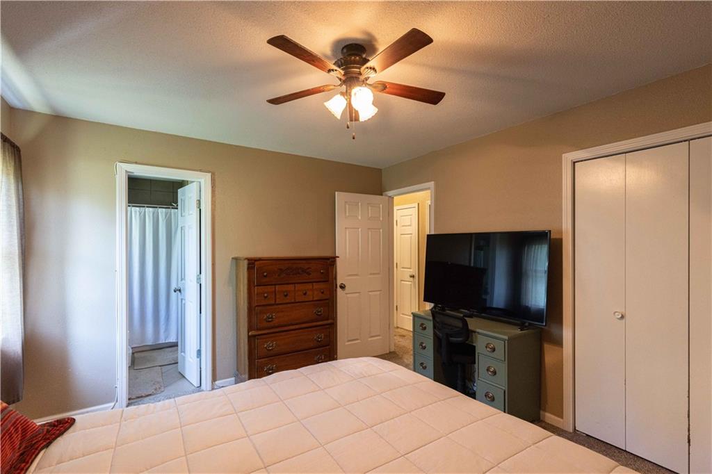 210 E Swisher Drive Property Photo 26