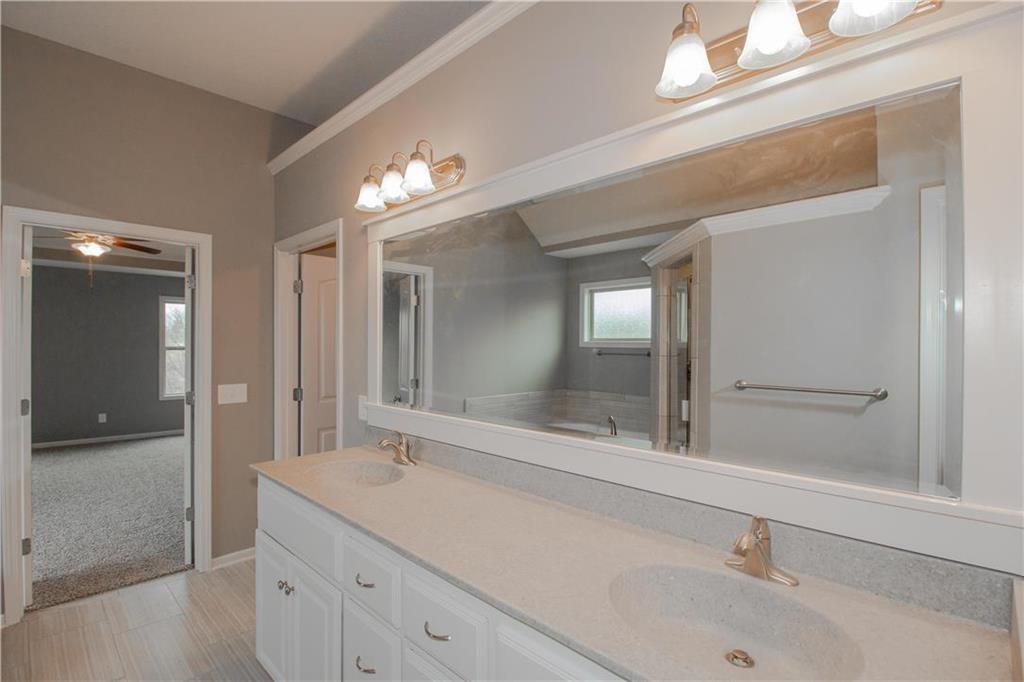 8977 Ne 99th Street Property Photo 17