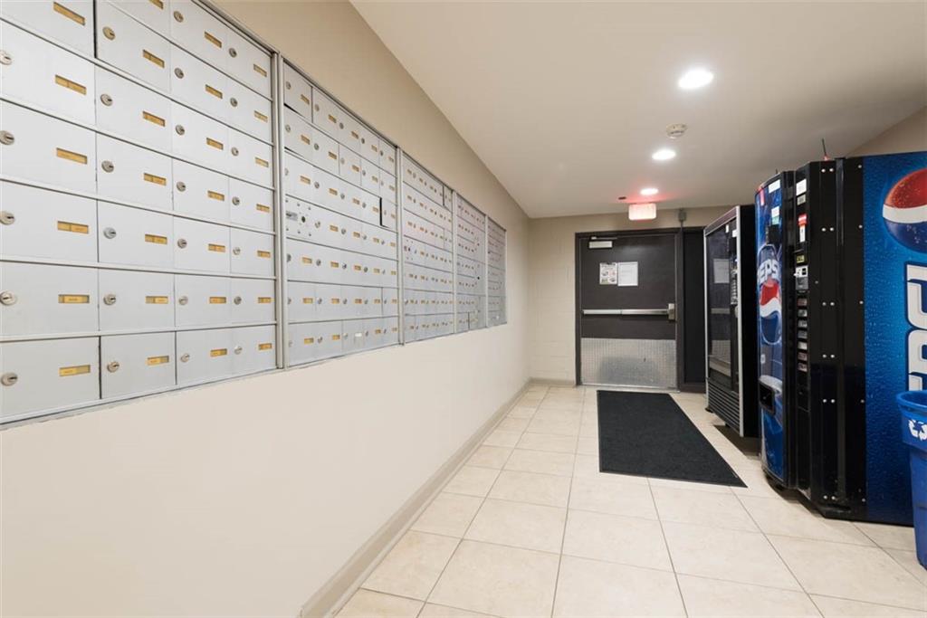 600 E Admiral Boulevard Property Photo 22