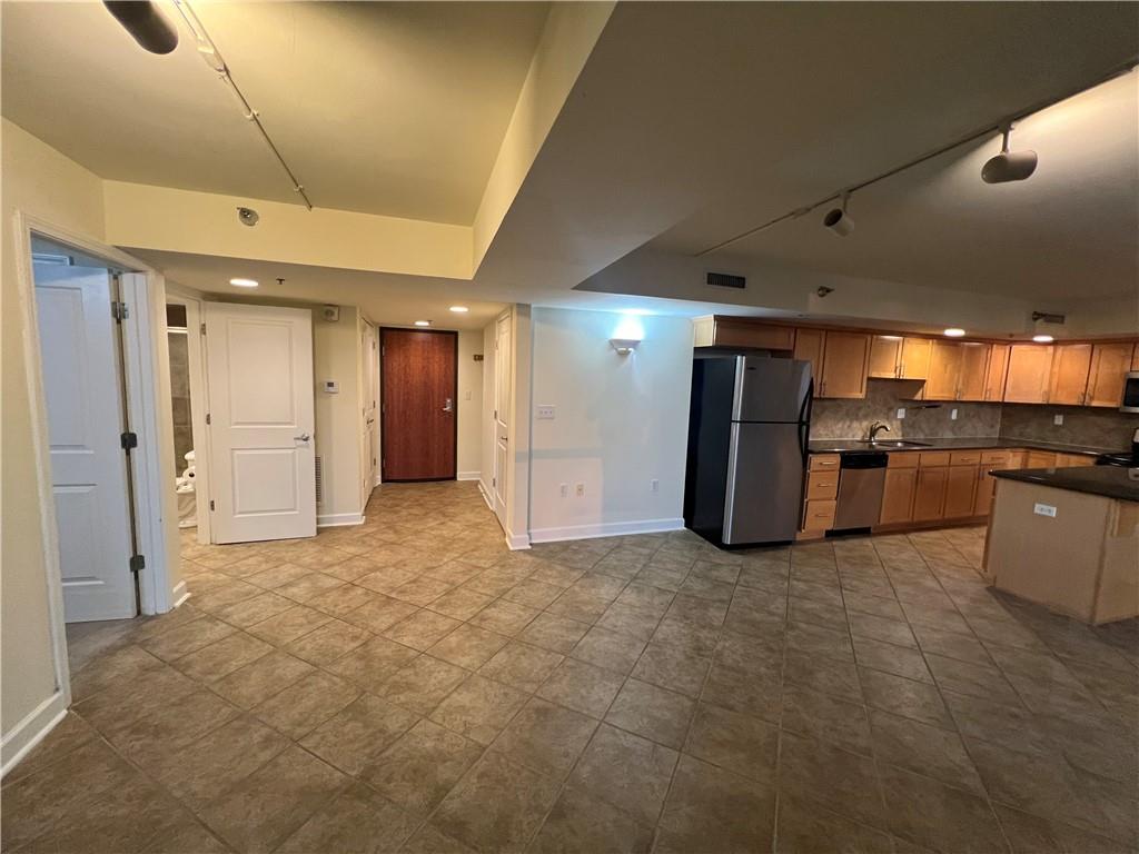 600 E Admiral Boulevard Property Photo 38