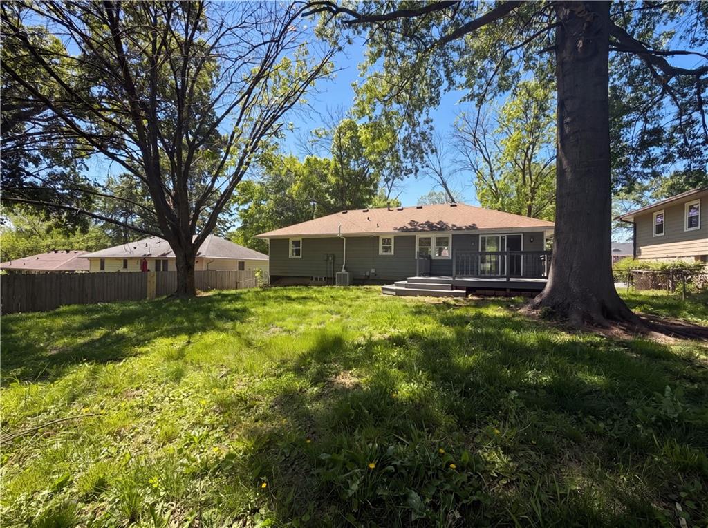 3809 S Drumm Avenue Property Photo 19